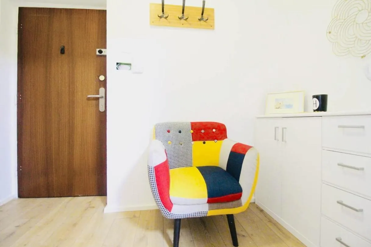 Modern Apartment In Millennium City Area Hs Vienna Austria